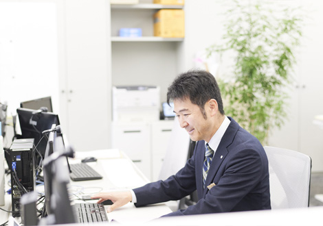 KENJI MOGI