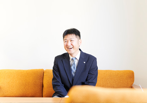KENJI MOGI