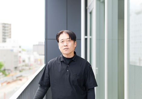 YOSHIFUMI TAKEYOSHI